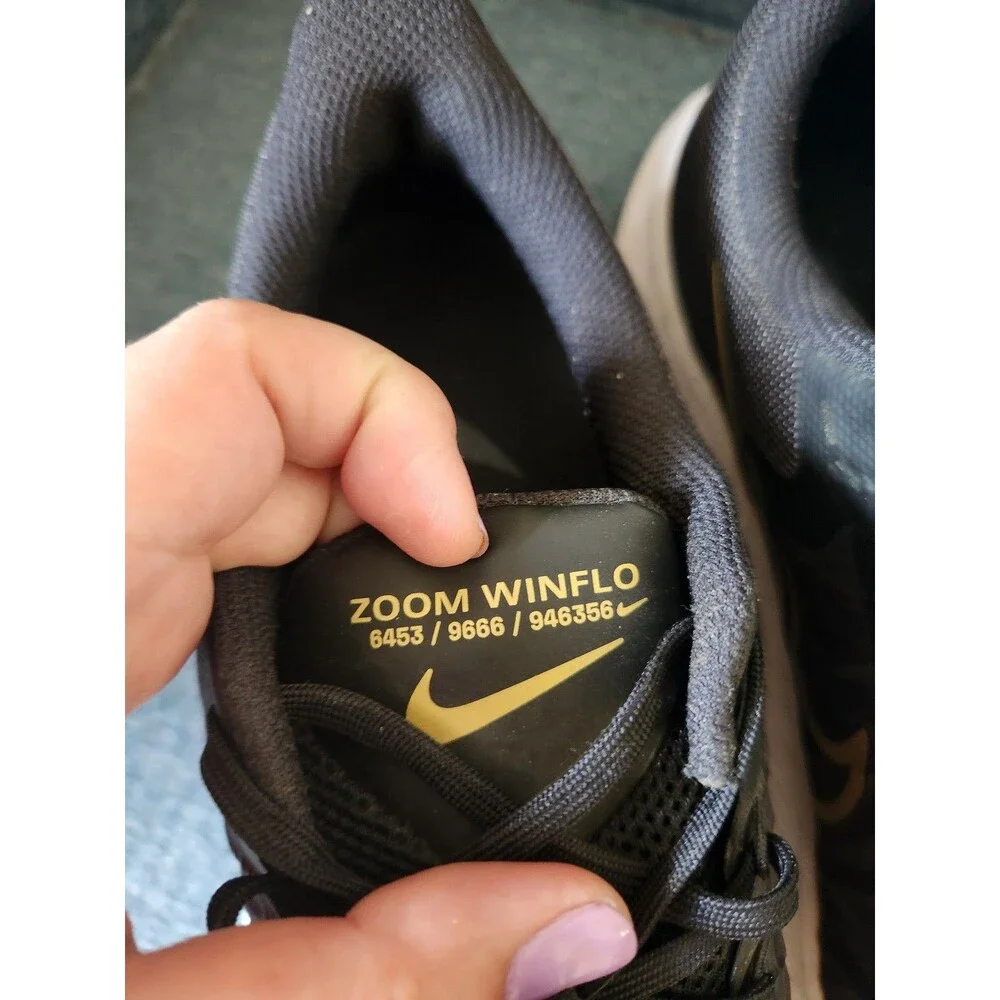 Nike Air Zoom Winflo 8 Running Shoes Black & Gold Men's 13